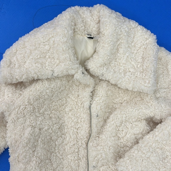 H&M polar bear jacket - Picture 2 of 8